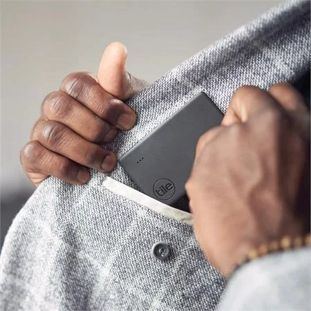 Tile Slim Bluetooth Wallet Tracker - Image 4