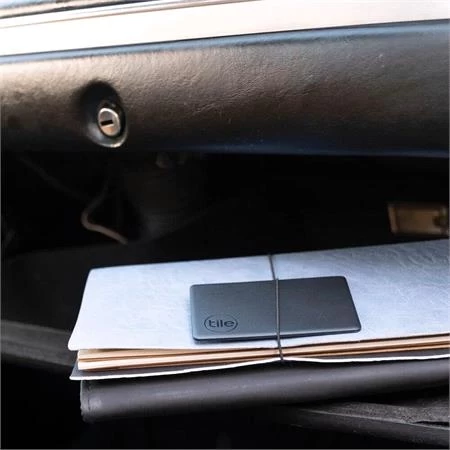 Tile Slim Bluetooth Wallet Tracker - Image 5