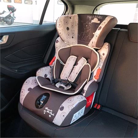 Winnie The Pooh Isofix Group 2/3/4 Child Car Seat - Image 5
